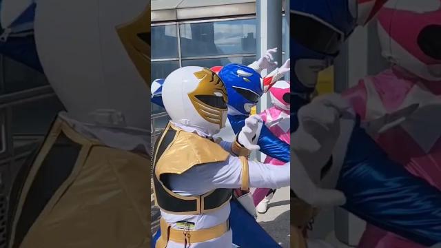 Title card image for video titled #itsmorphintime #powerrangers #bigjackfilms #torontocomiccon #cosplay #mightymorphinpowerrangers